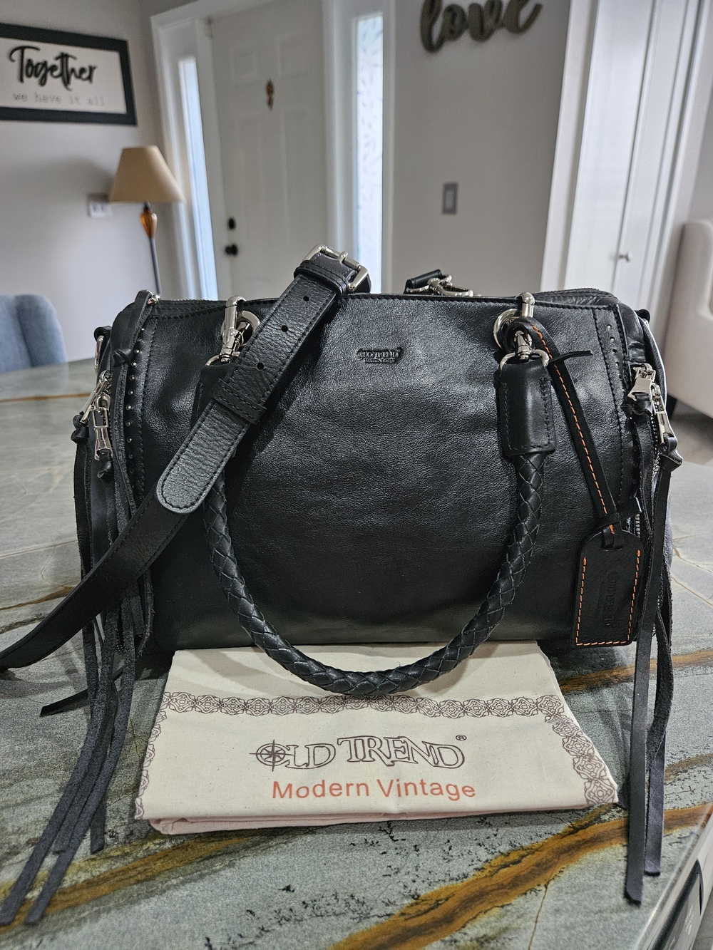 OLD TREND Mossy Creek Genuine Leather Tote / Crossbody – Black
